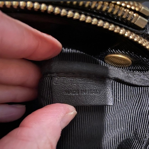 Authentic Celine Trio Lambskin Leather Designer Crossbody Bag in Black - Picture 15 of 16